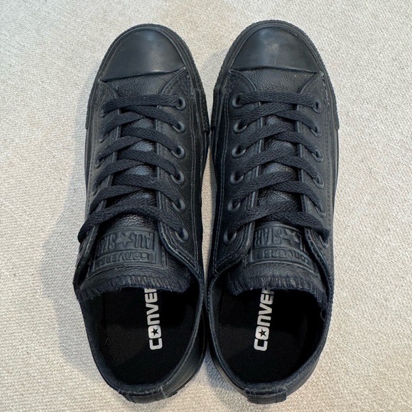 Converse Chuck Taylor All Star Ox Leather Sneakers, Black, Sz 6.5, NWB - Picture 3 of 8